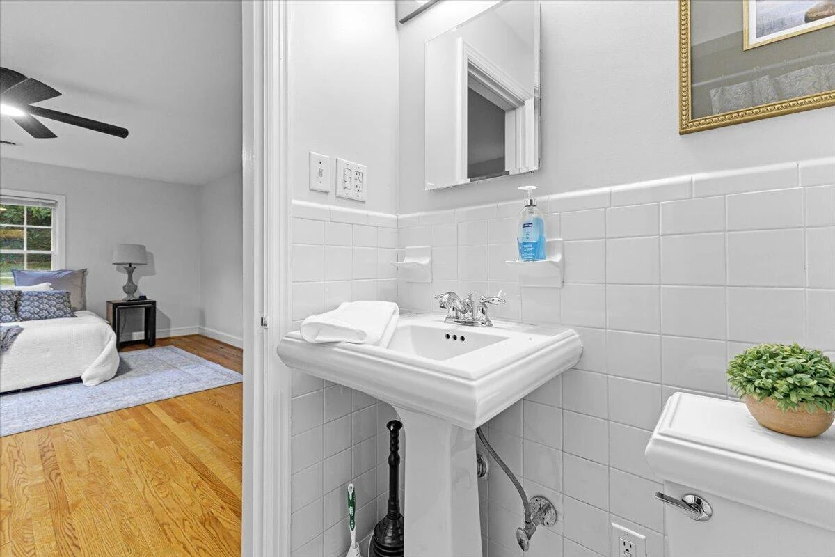 2824 Jefferson ST SE - Photo 24