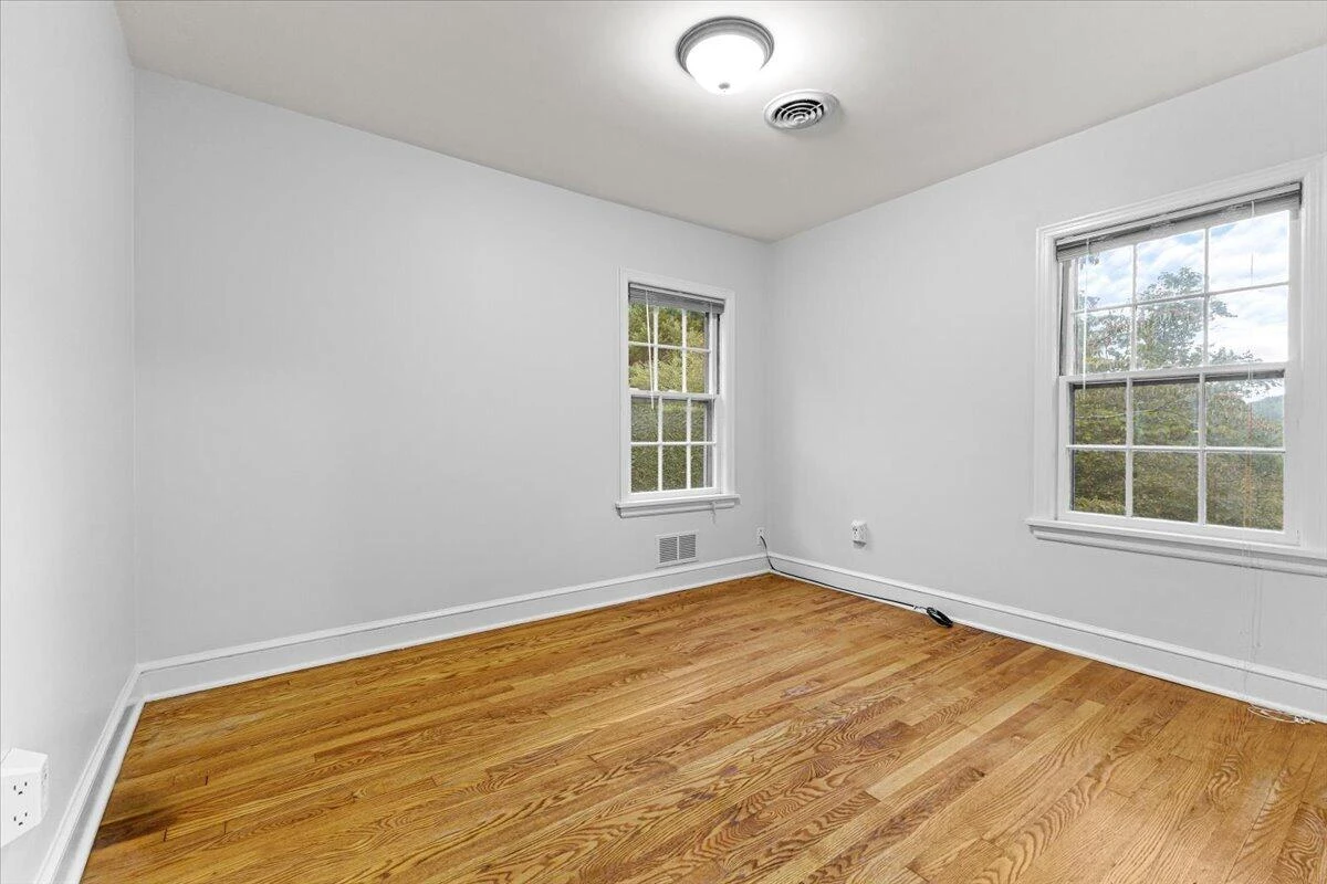 2824 Jefferson ST SE - Photo 26