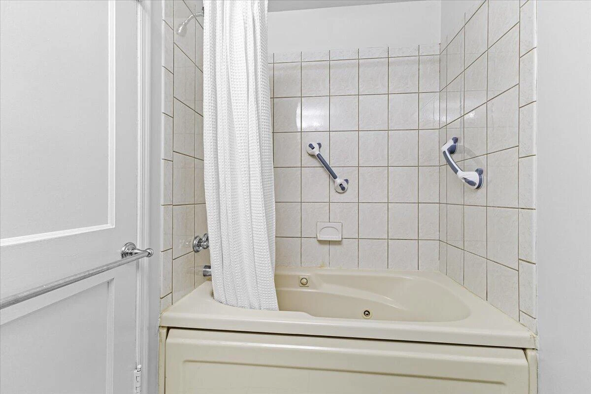 2824 Jefferson ST SE - Photo 32