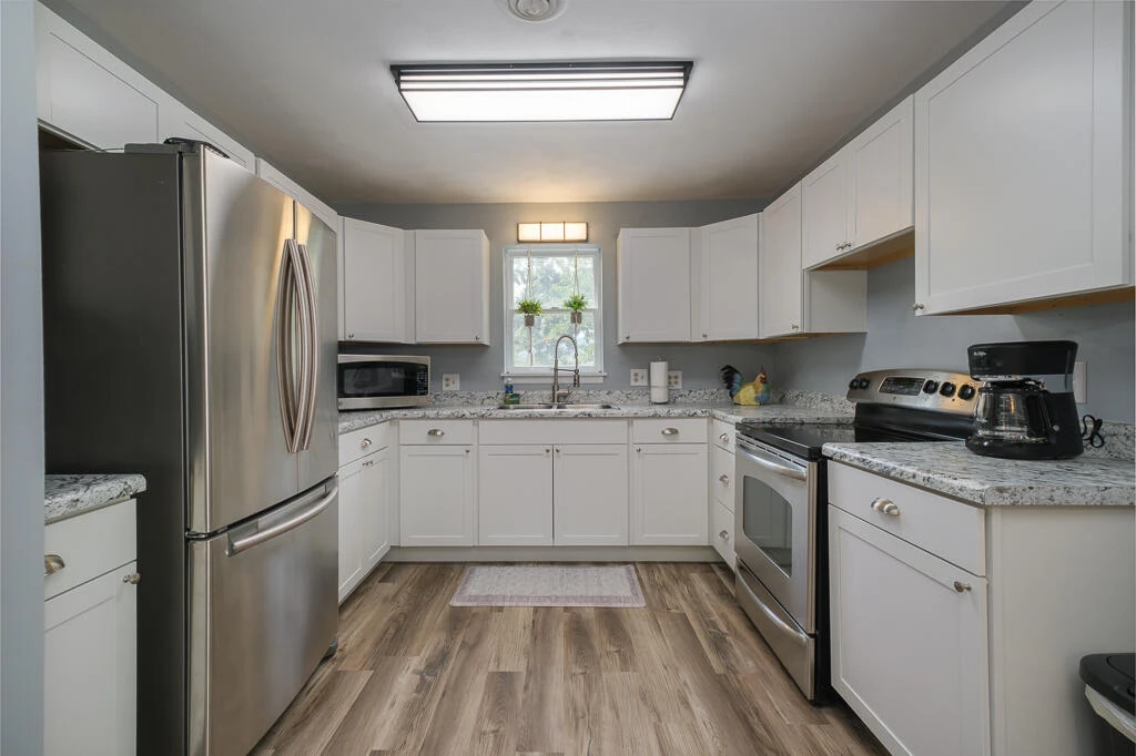 324 Pennsylvania AVE - Photo 11