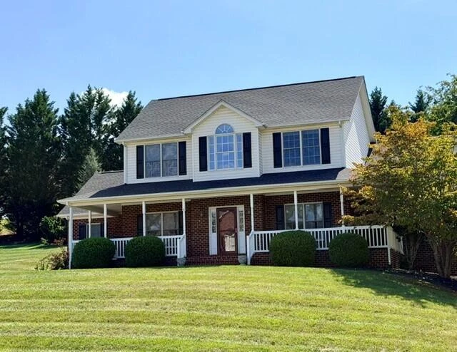 5240 Dresden CIR - Photo 2