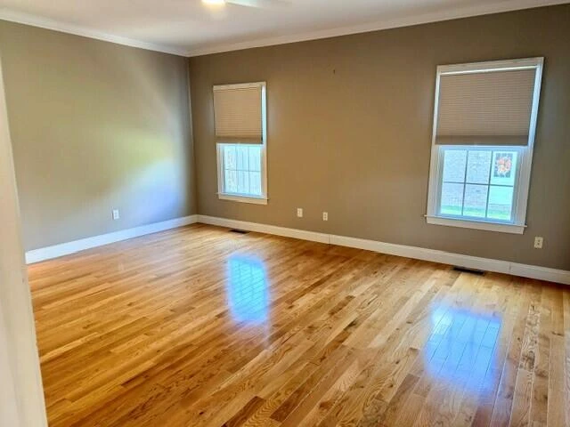 5240 Dresden CIR - Photo 9