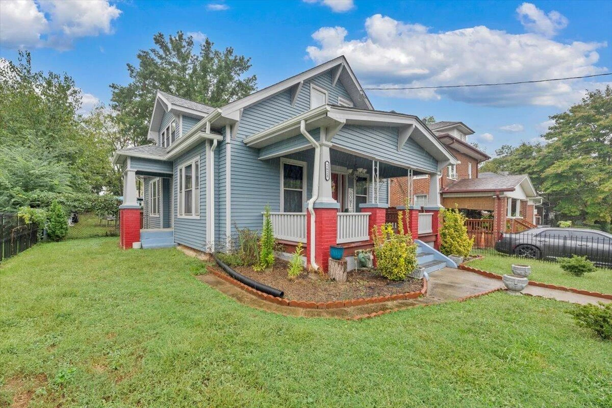 2628 New York AVE NW - Photo 35