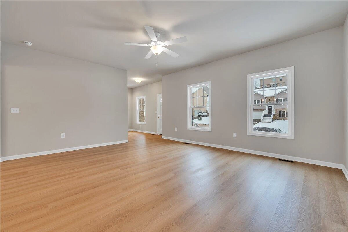 5372 Latah ST - Photo 7