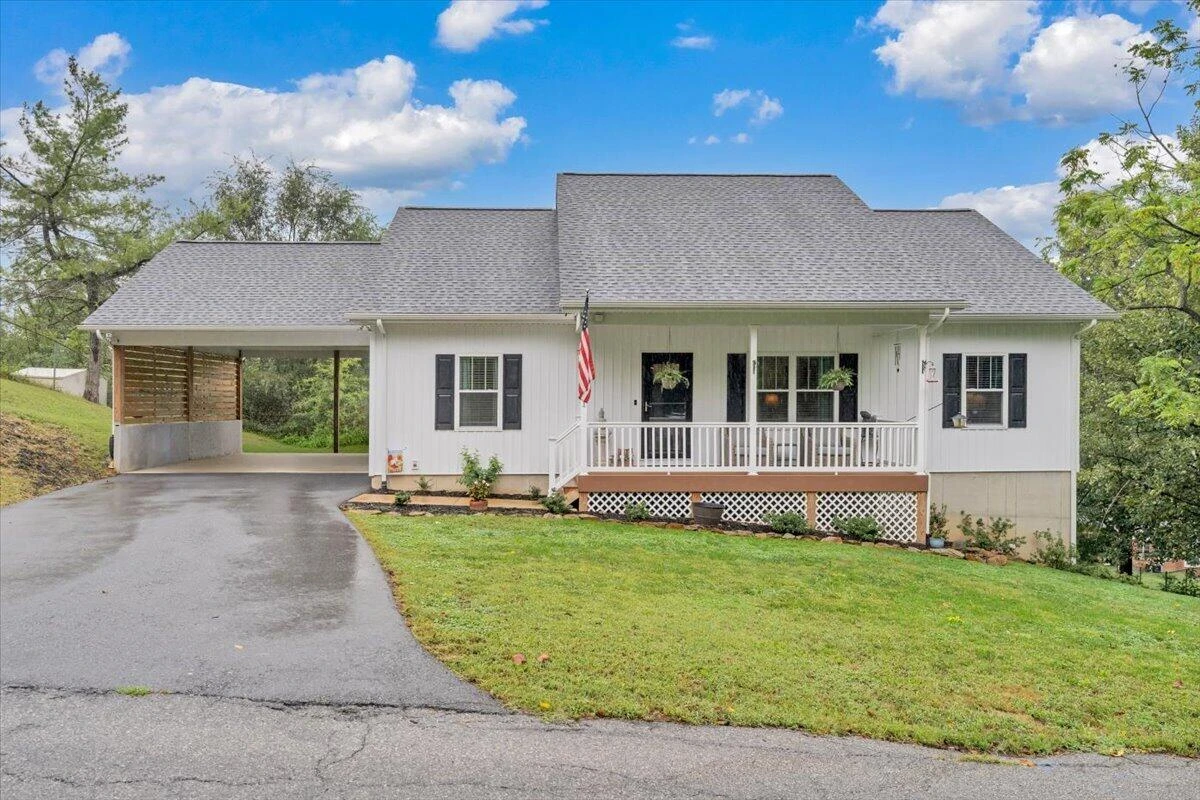 2421 Cannaday RD NE