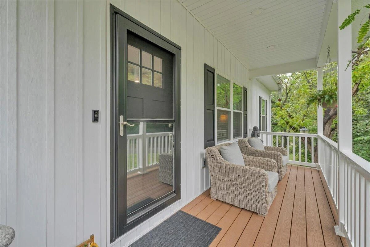 2421 Cannaday RD NE - Photo 4