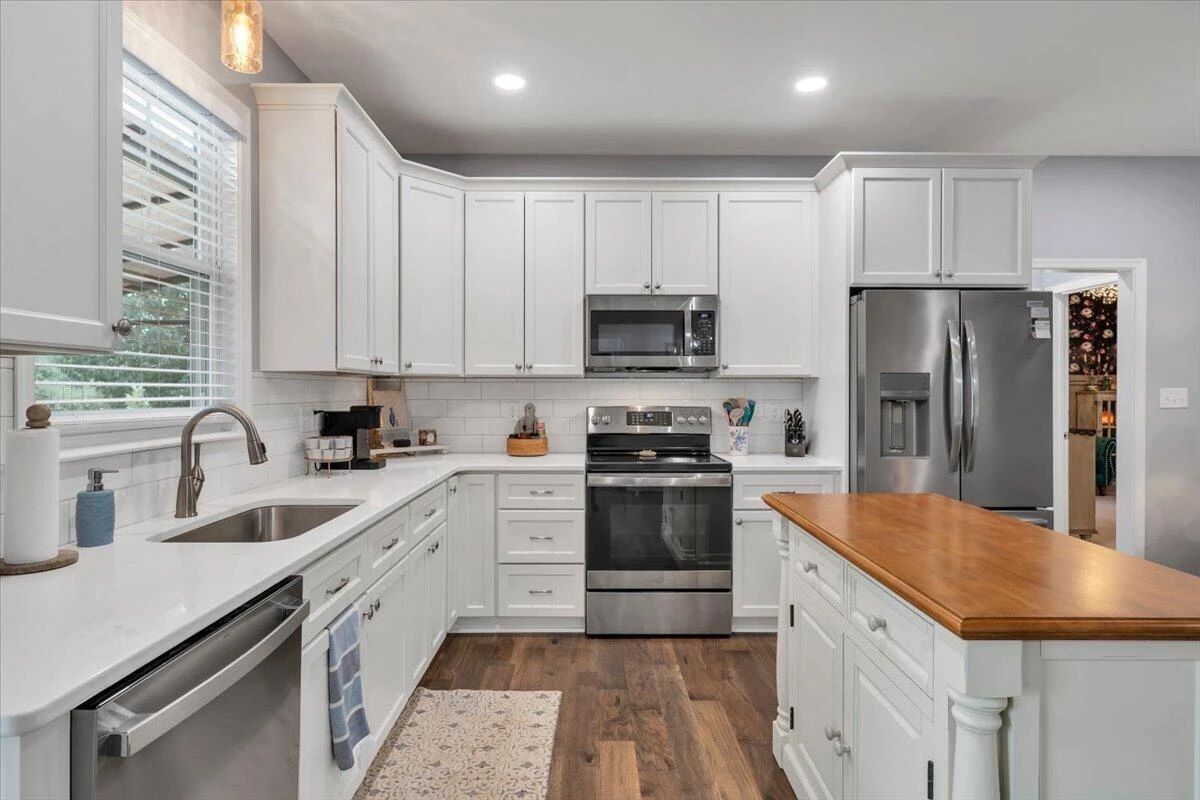 2421 Cannaday RD NE - Photo 13