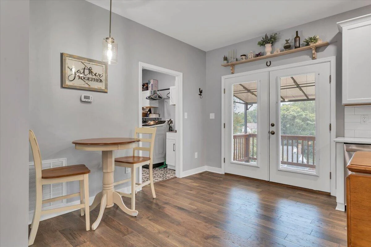 2421 Cannaday RD NE - Photo 17