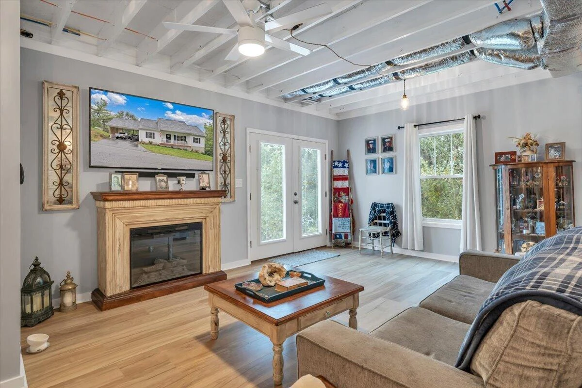 2421 Cannaday RD NE - Photo 38