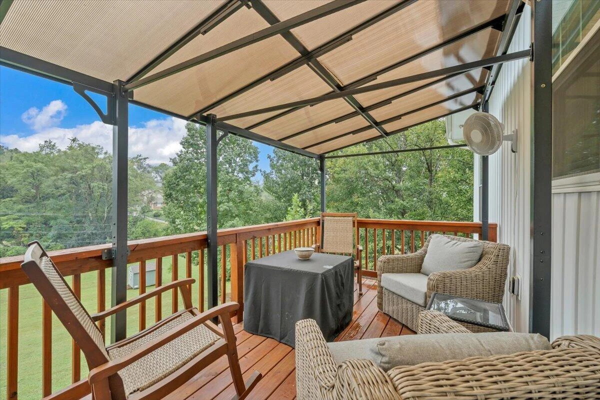 2421 Cannaday RD NE - Photo 44