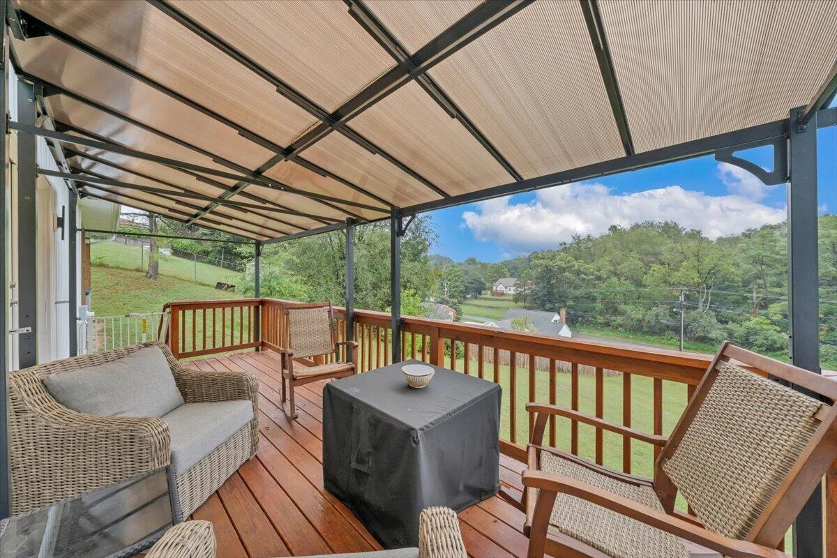 2421 Cannaday RD NE - Photo 46
