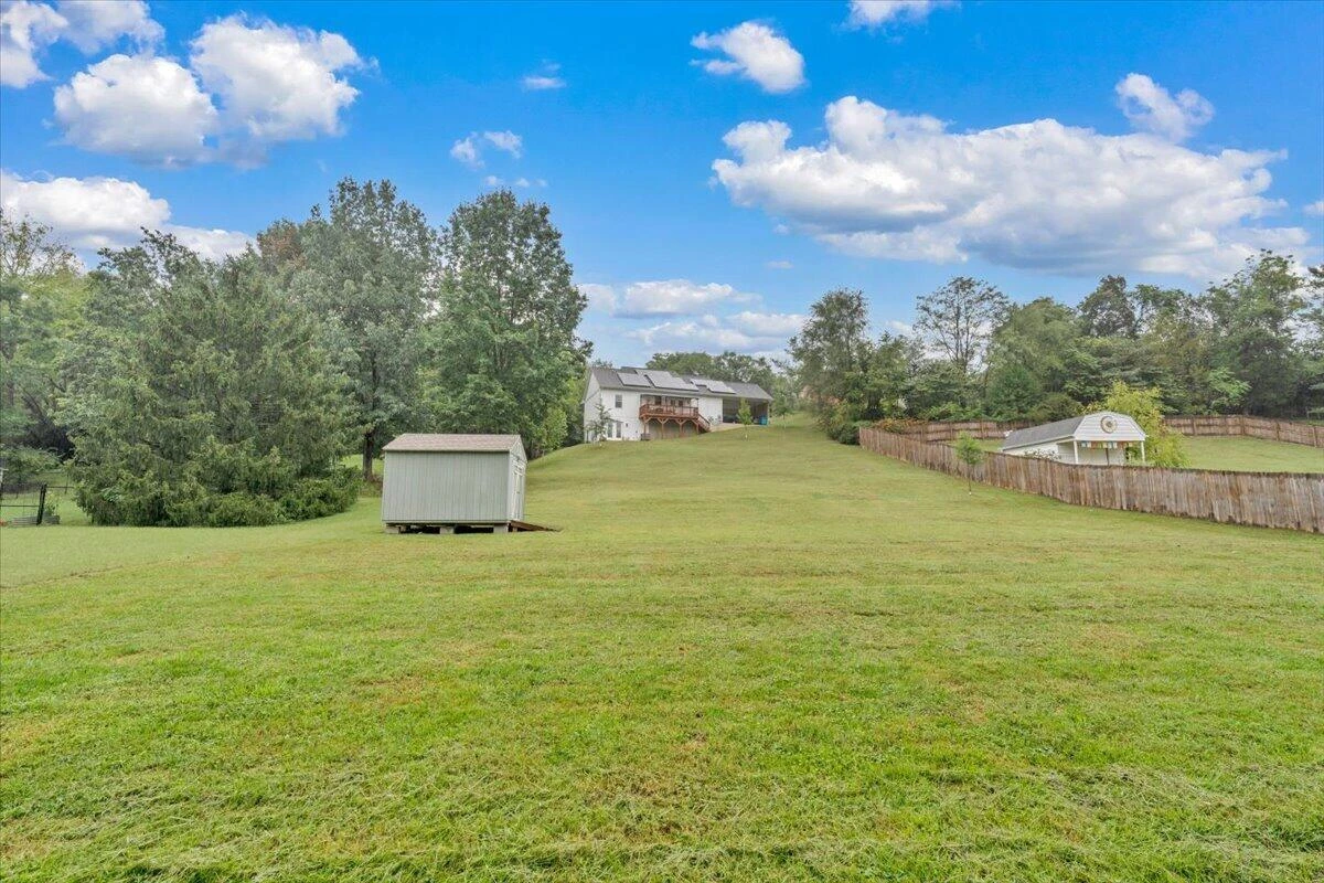 2421 Cannaday RD NE - Photo 51