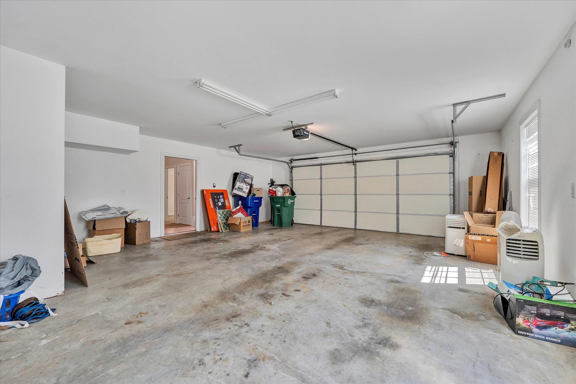 335 Robin Hood DR - Photo 33