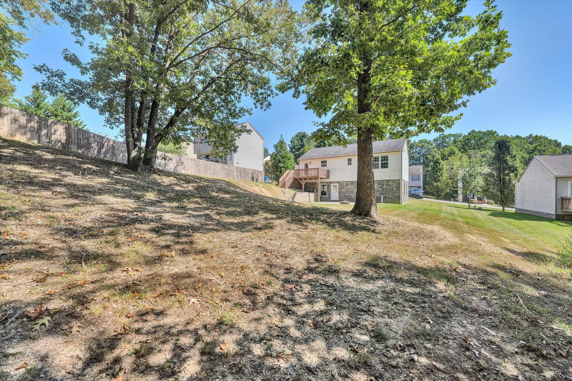 335 Robin Hood DR - Photo 37