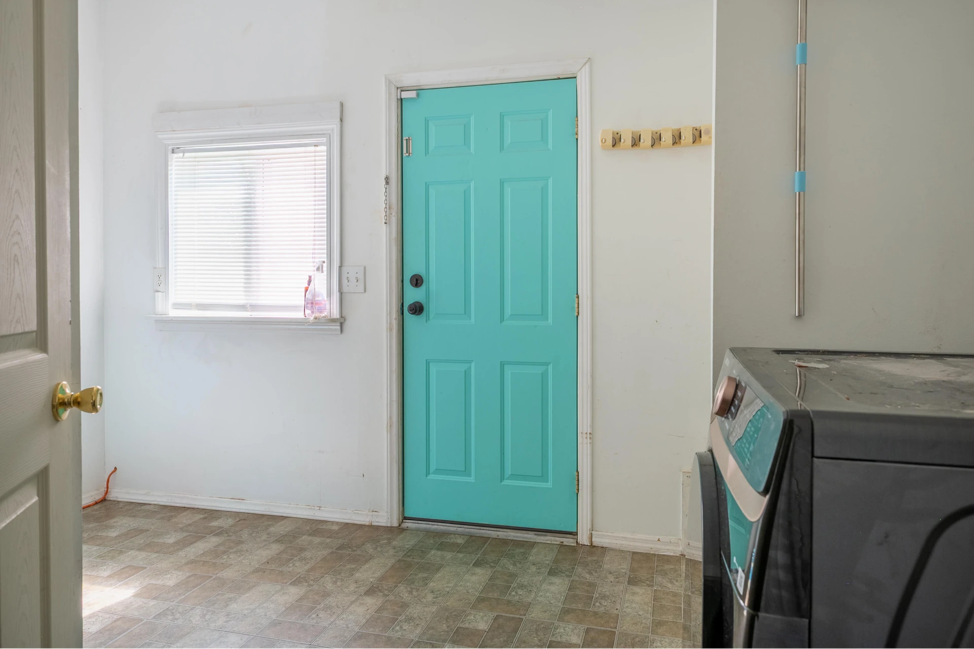 6782 Floyd N - Photo 32