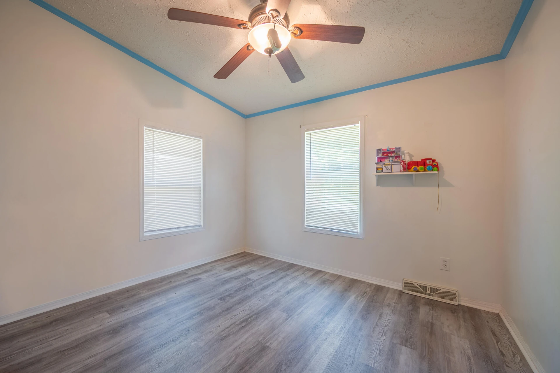6782 Floyd N - Photo 37