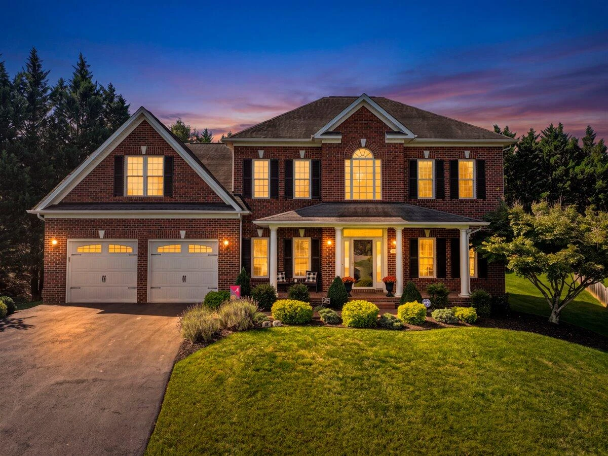 4537 Brentwood CT - Photo 2
