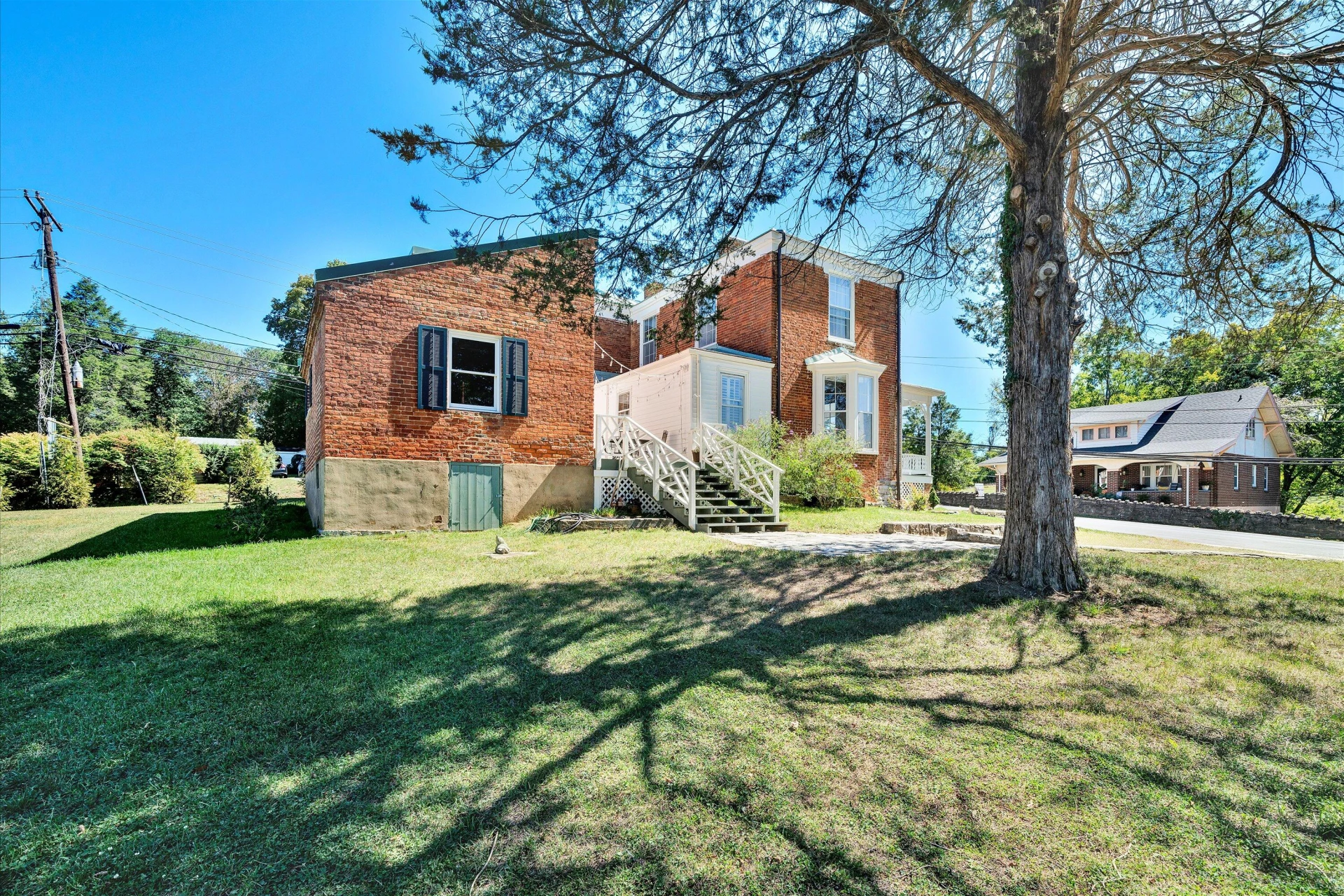 322 E Main ST - Photo 57