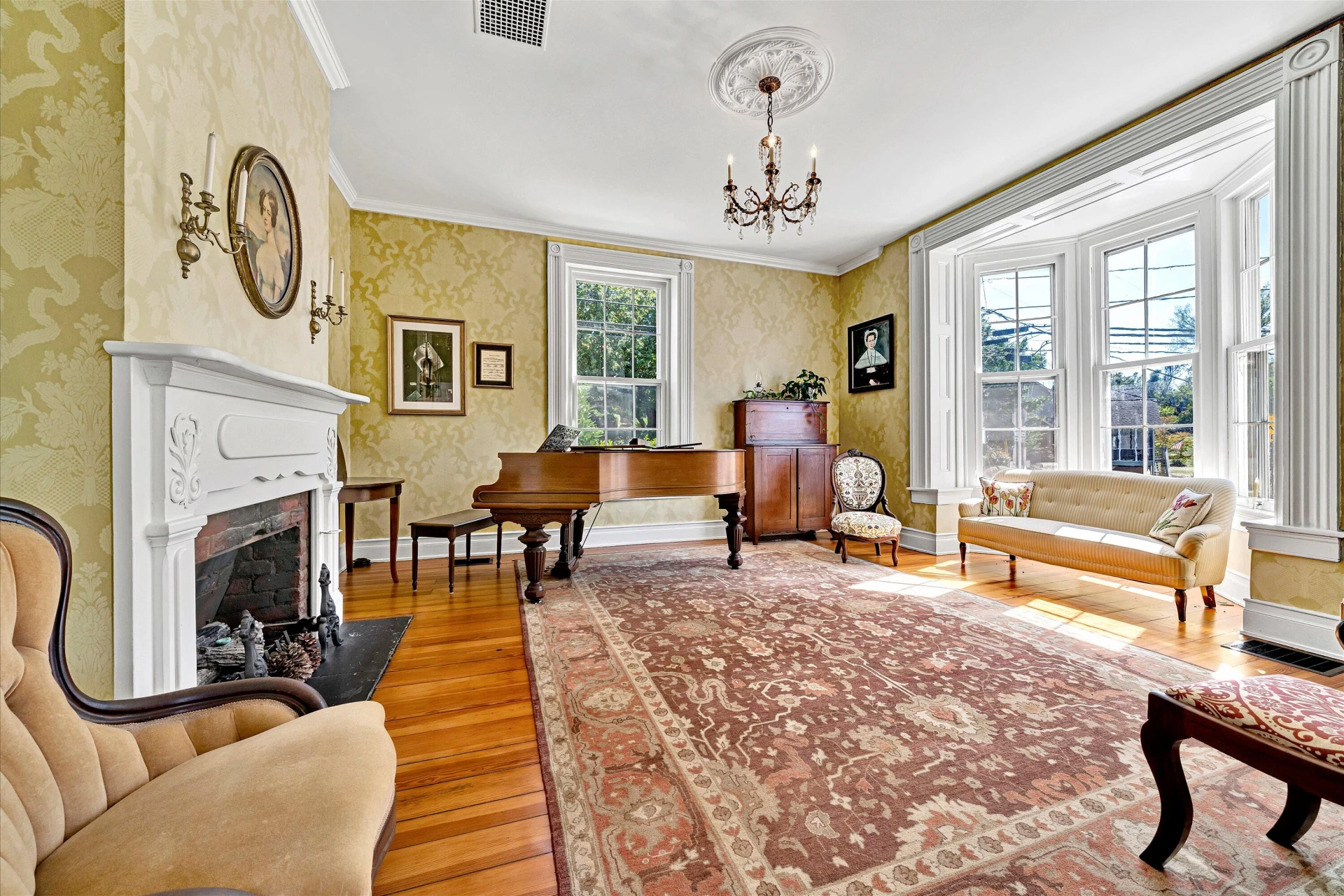 322 E Main ST - Photo 8