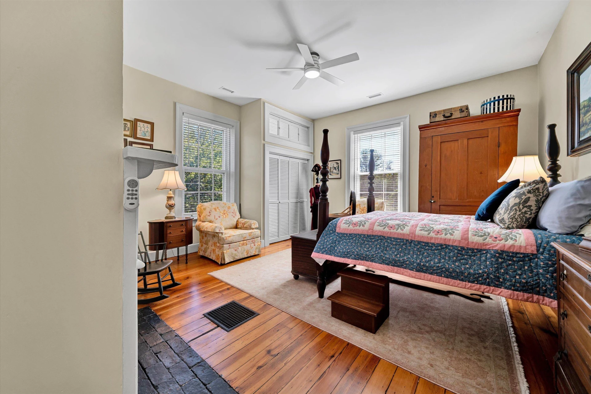 322 E Main ST - Photo 34