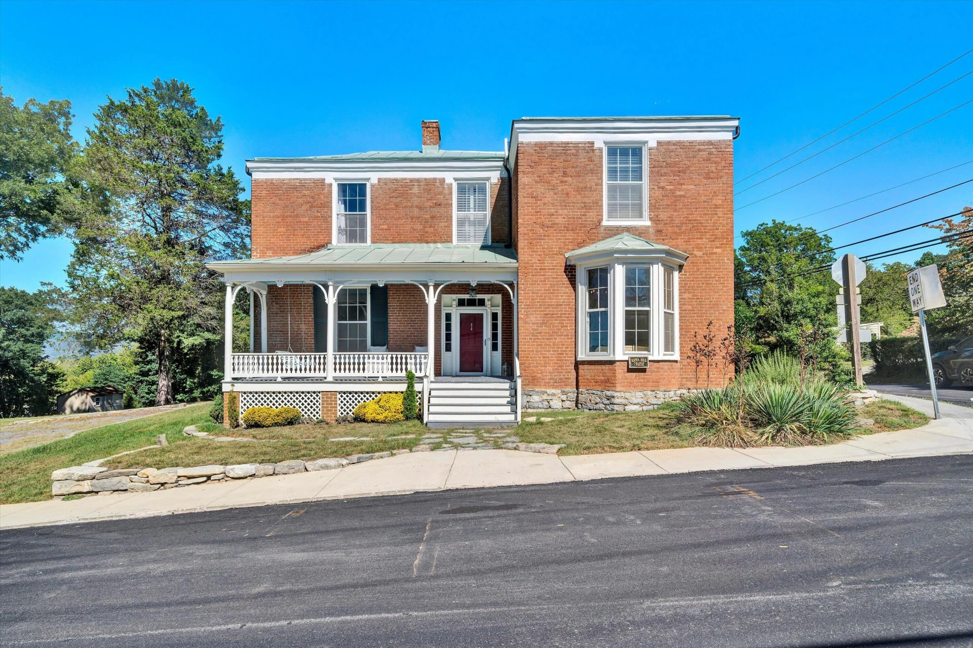 322 E Main ST - Photo 47