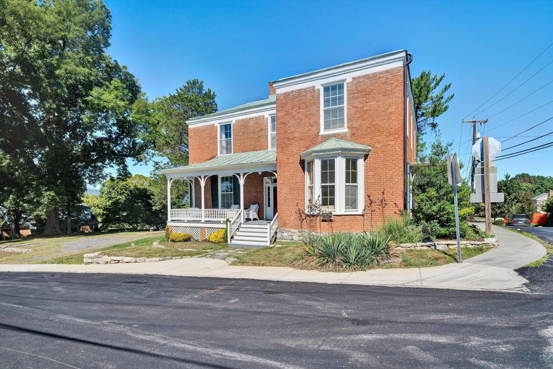 322 E Main ST - Photo 48