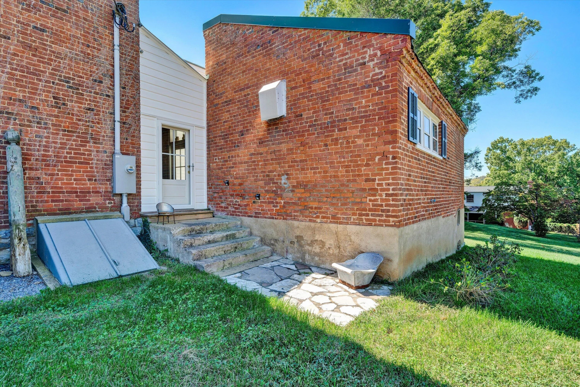322 E Main ST - Photo 51