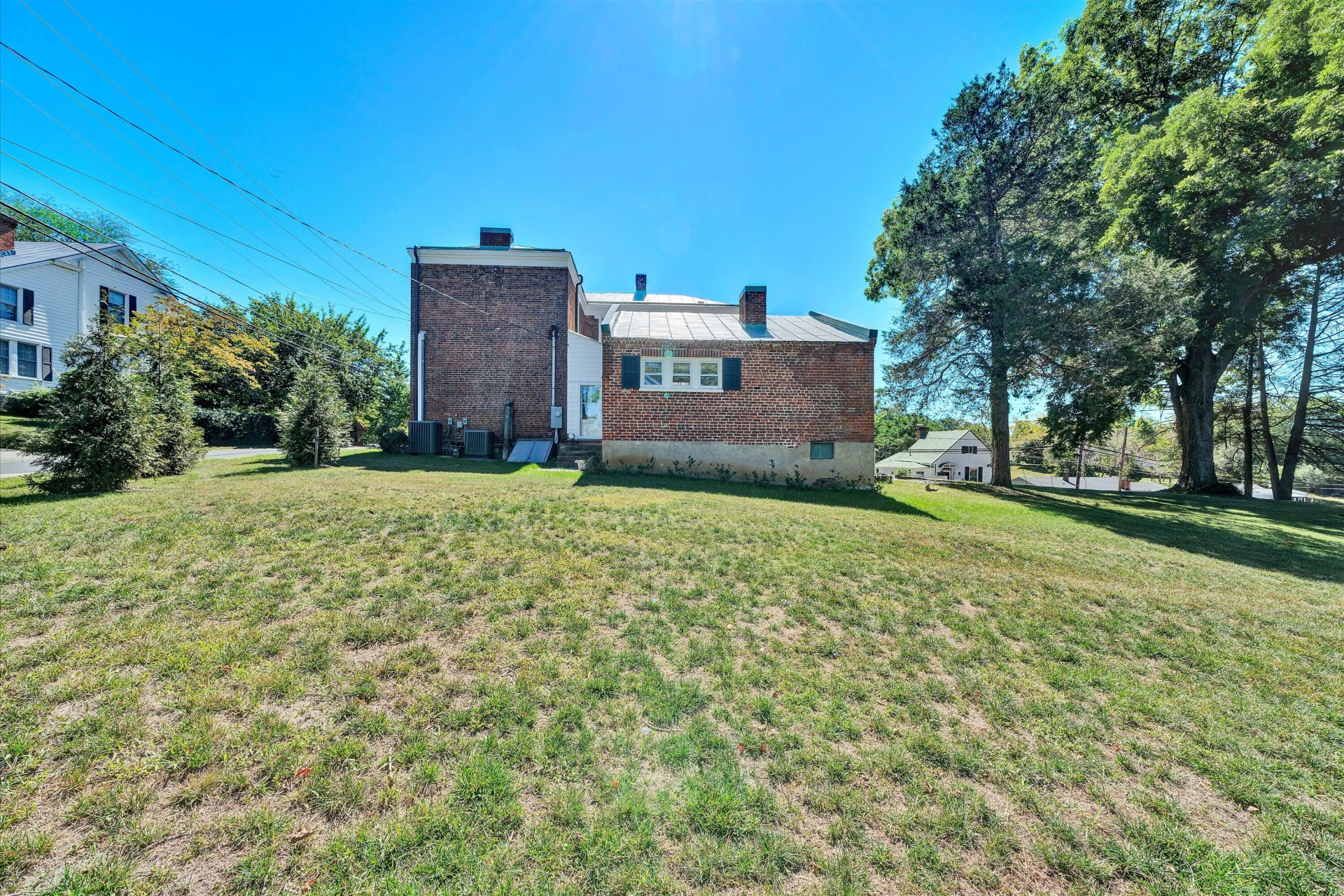 322 E Main ST - Photo 53