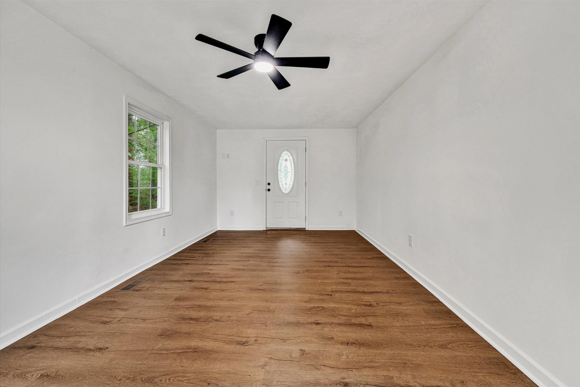 4037 Webster RD - Photo 17