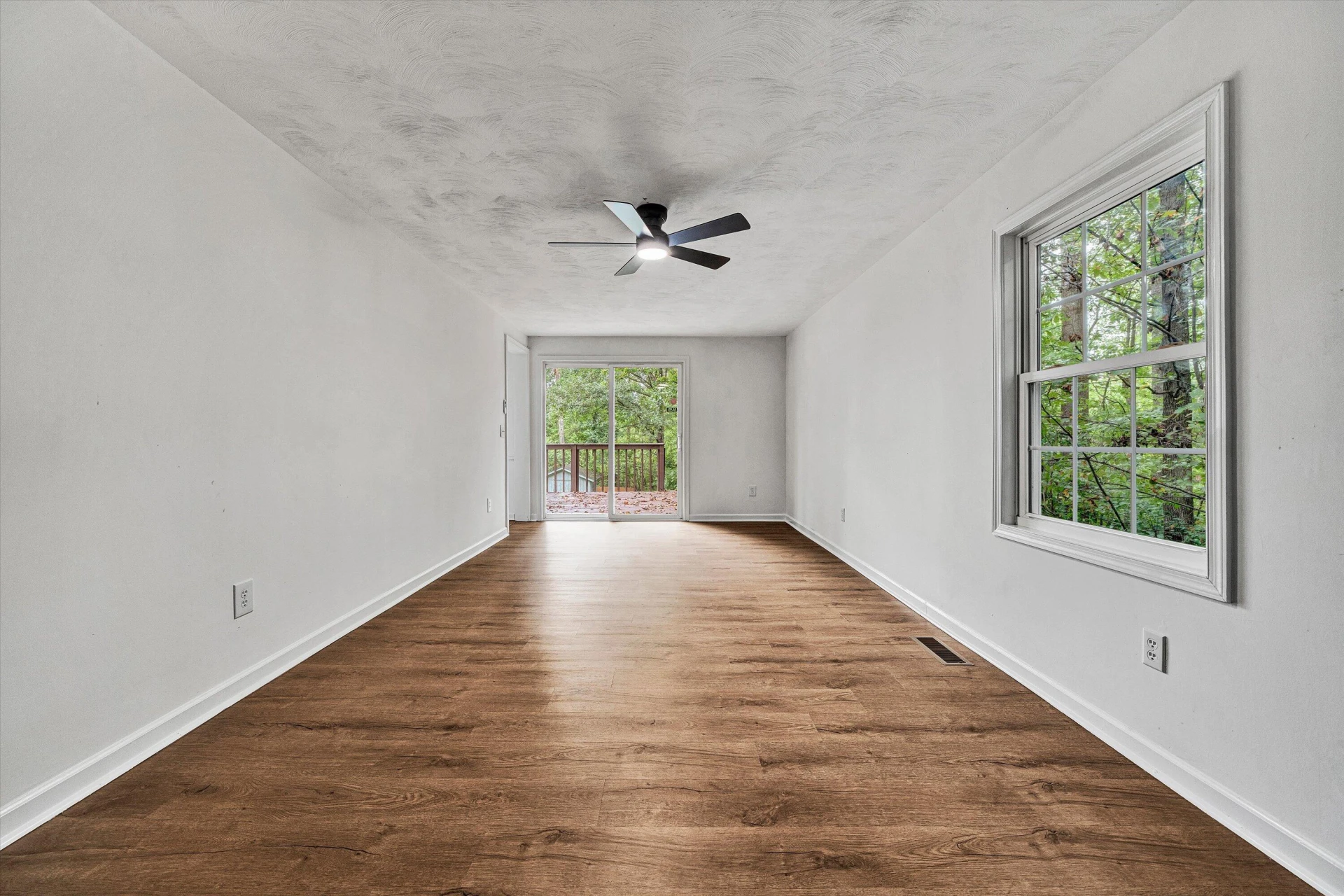 4037 Webster RD - Photo 18