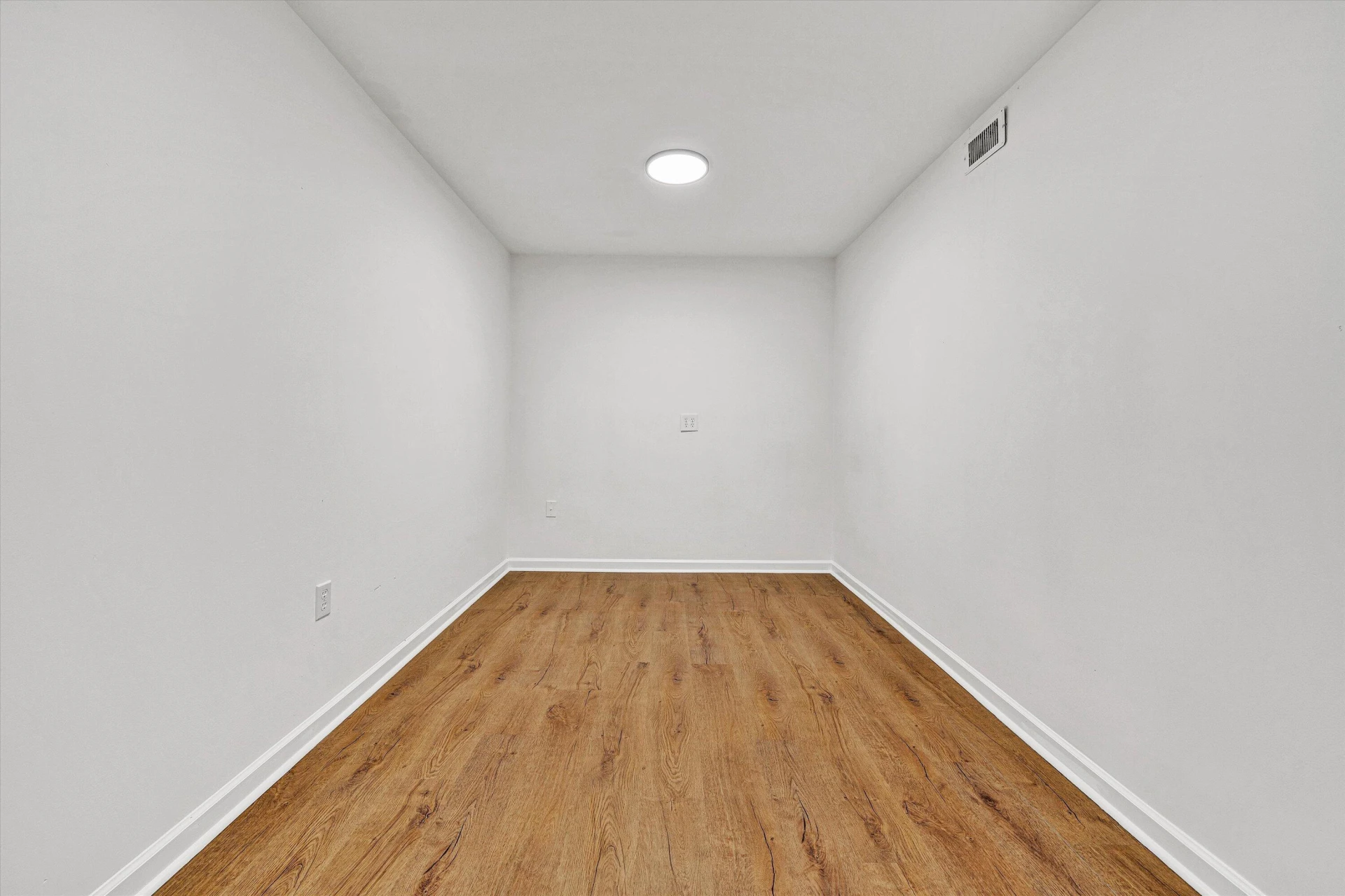 4037 Webster RD - Photo 24