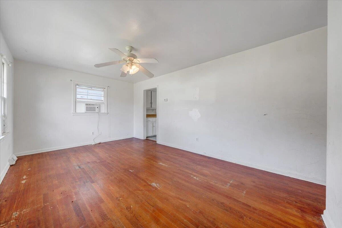 4248 Tennessee AVE NW - Photo 4