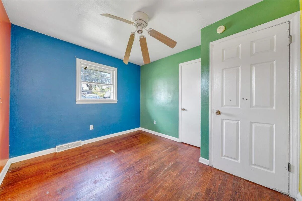 4248 Tennessee AVE NW - Photo 10