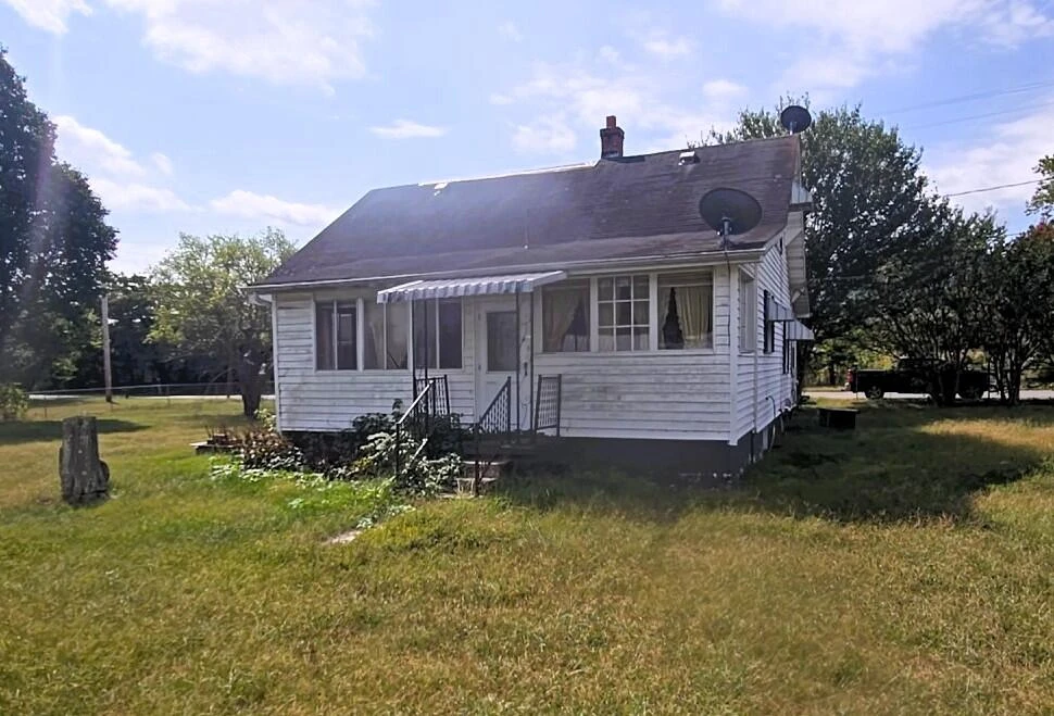 152 5th ST - Photo 7