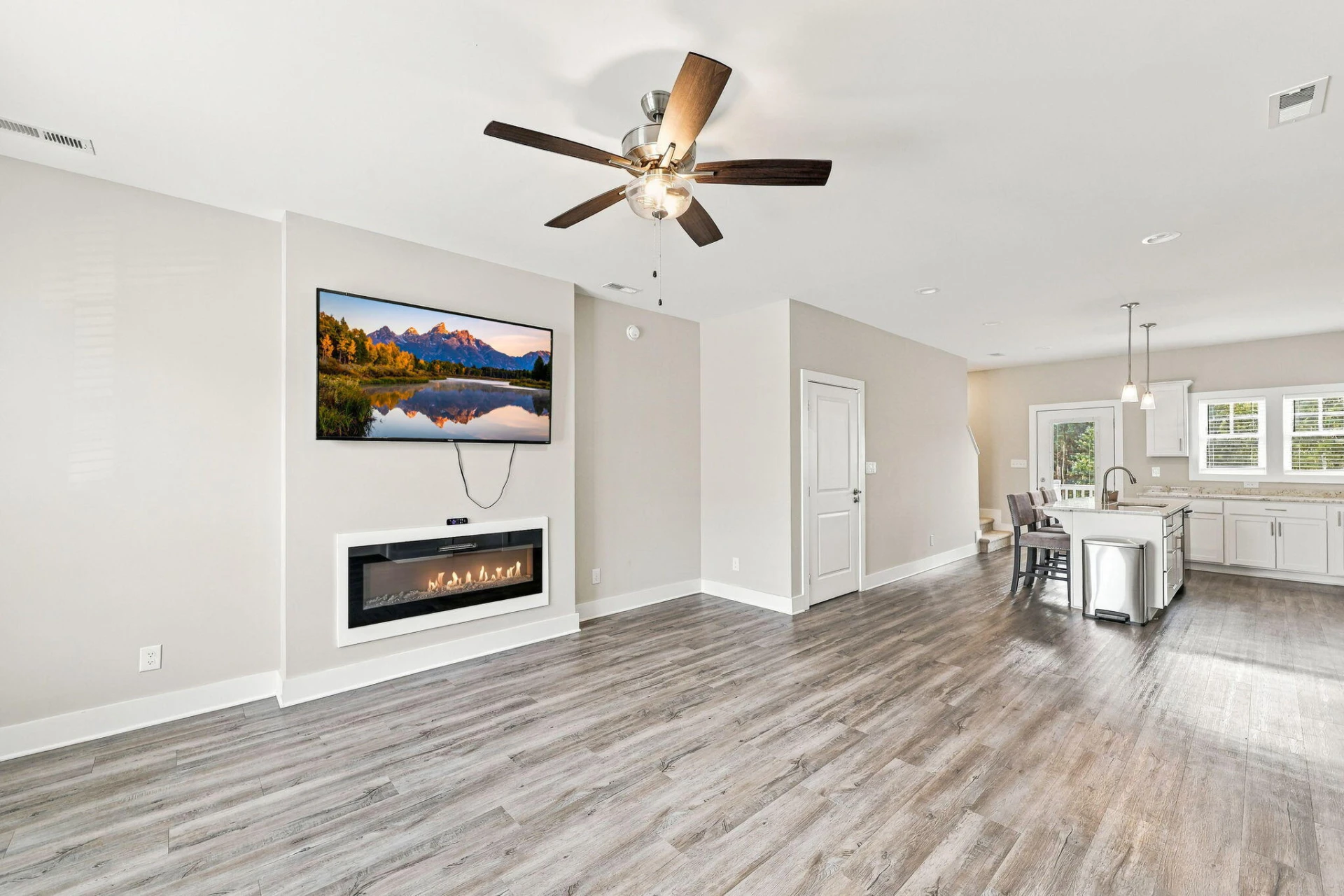 21 Cuddington LN - Photo 7