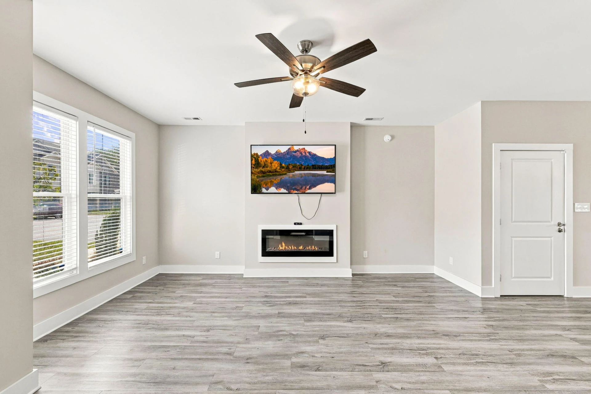 21 Cuddington LN - Photo 9