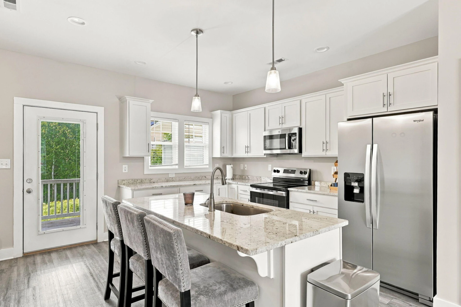 21 Cuddington LN - Photo 12