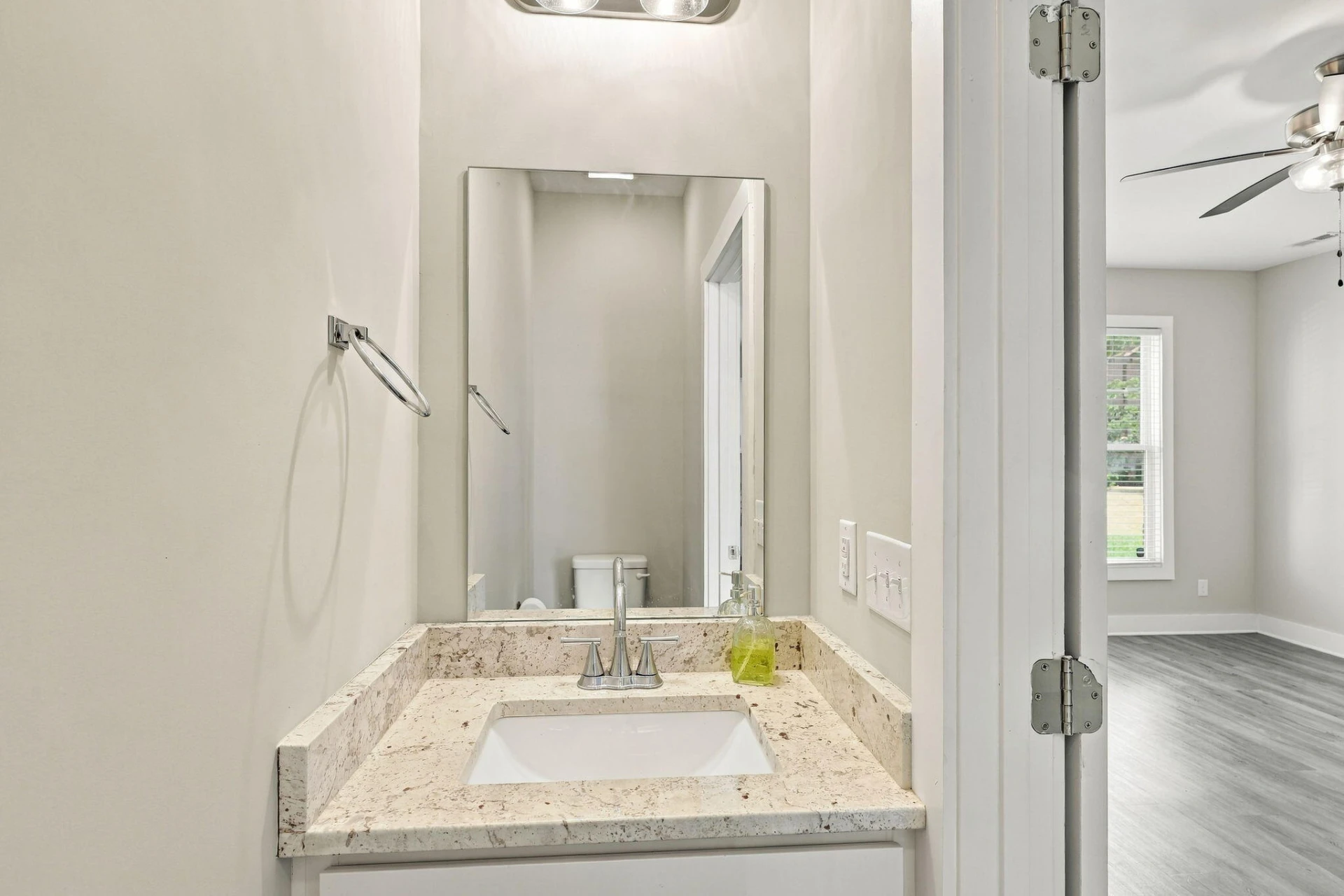 21 Cuddington LN - Photo 18