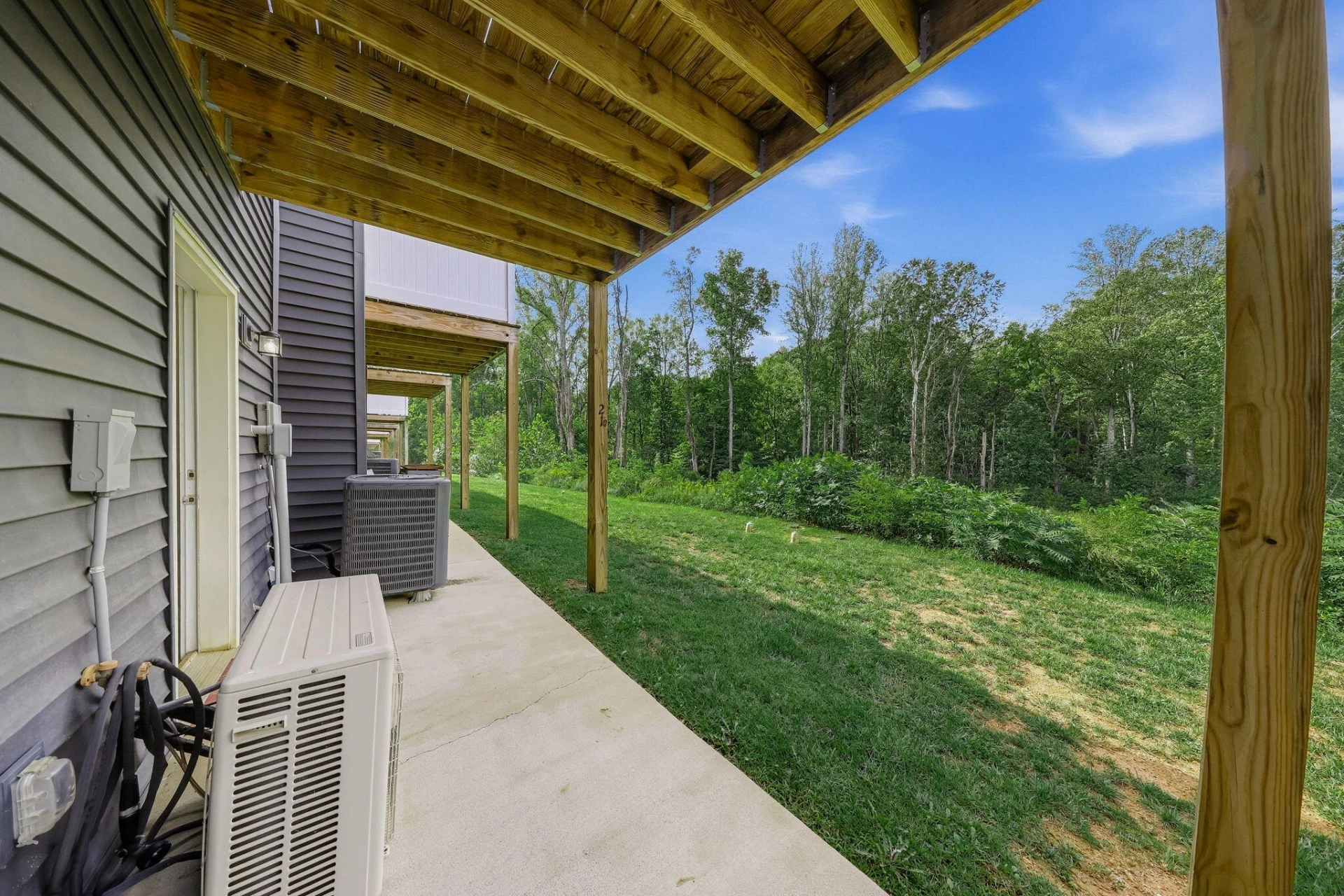 21 Cuddington LN - Photo 44