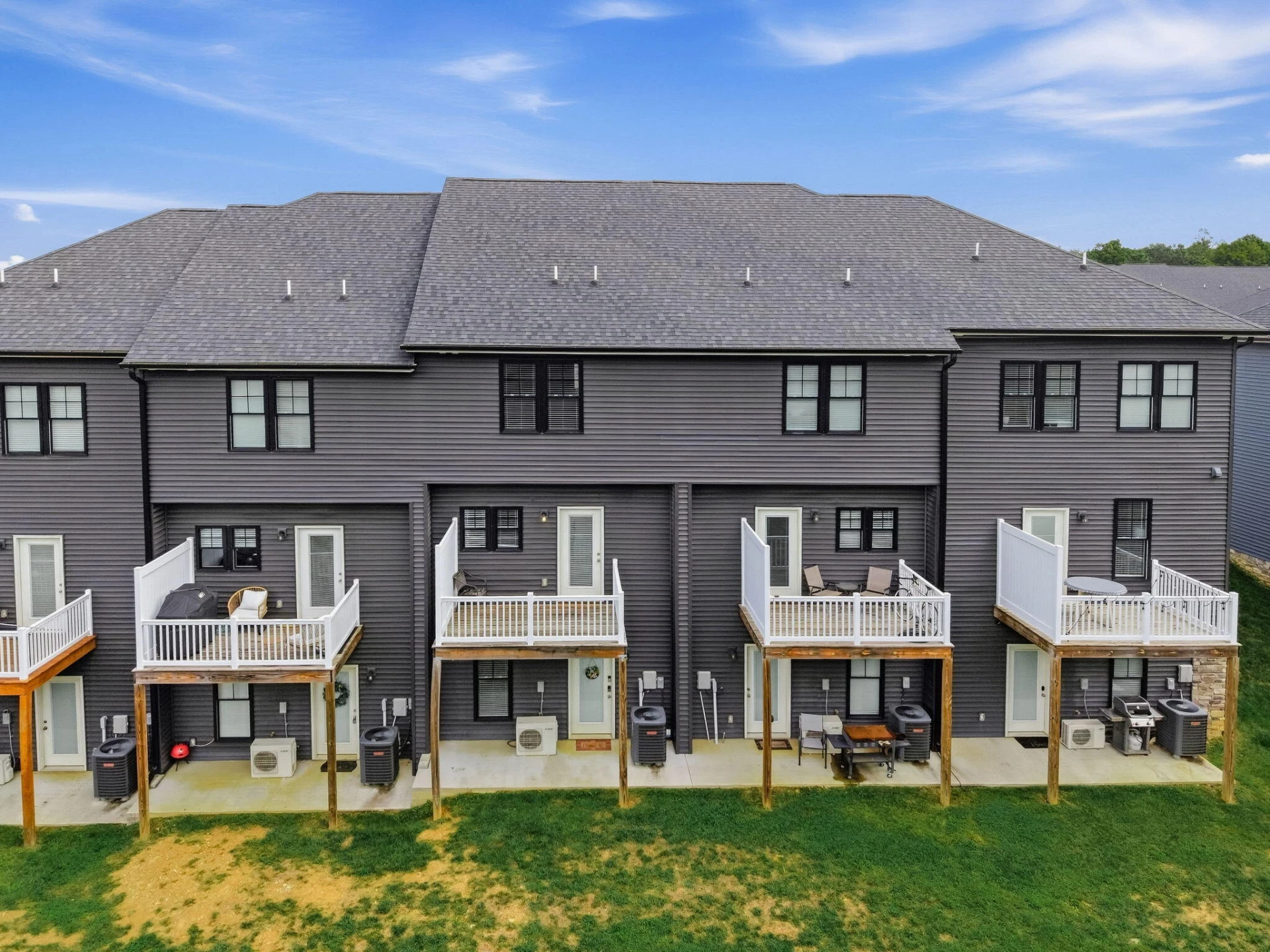 21 Cuddington LN - Photo 45