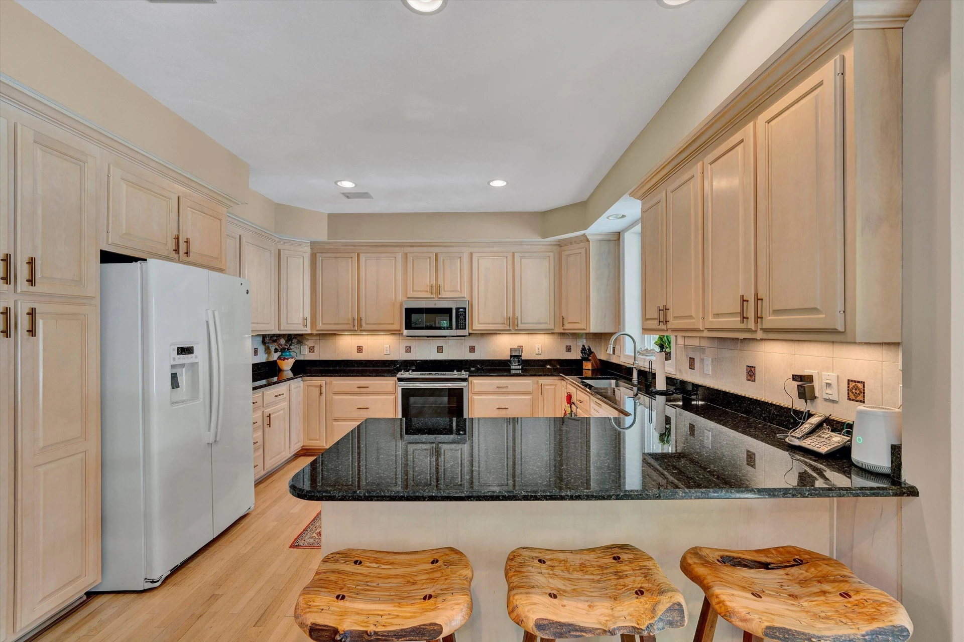 870 Oakshire LN - Photo 9