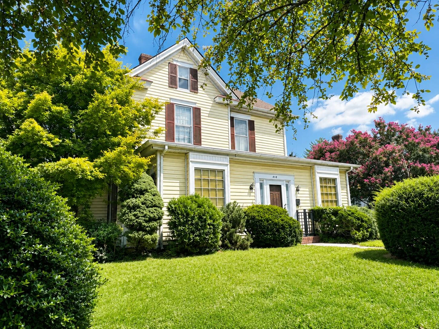 418 Cedar AVE - Photo 2