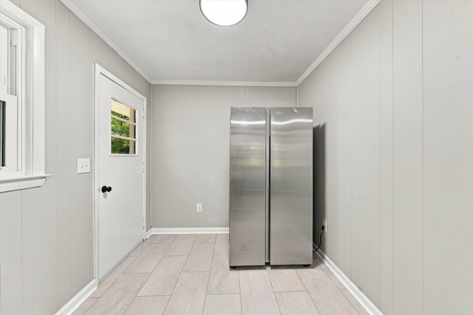 305 Byrd LN - Photo 14