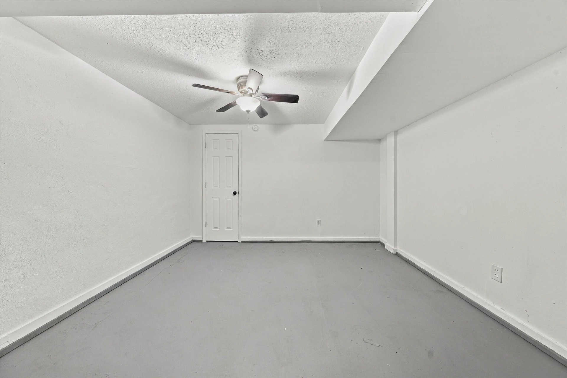 305 Byrd LN - Photo 26