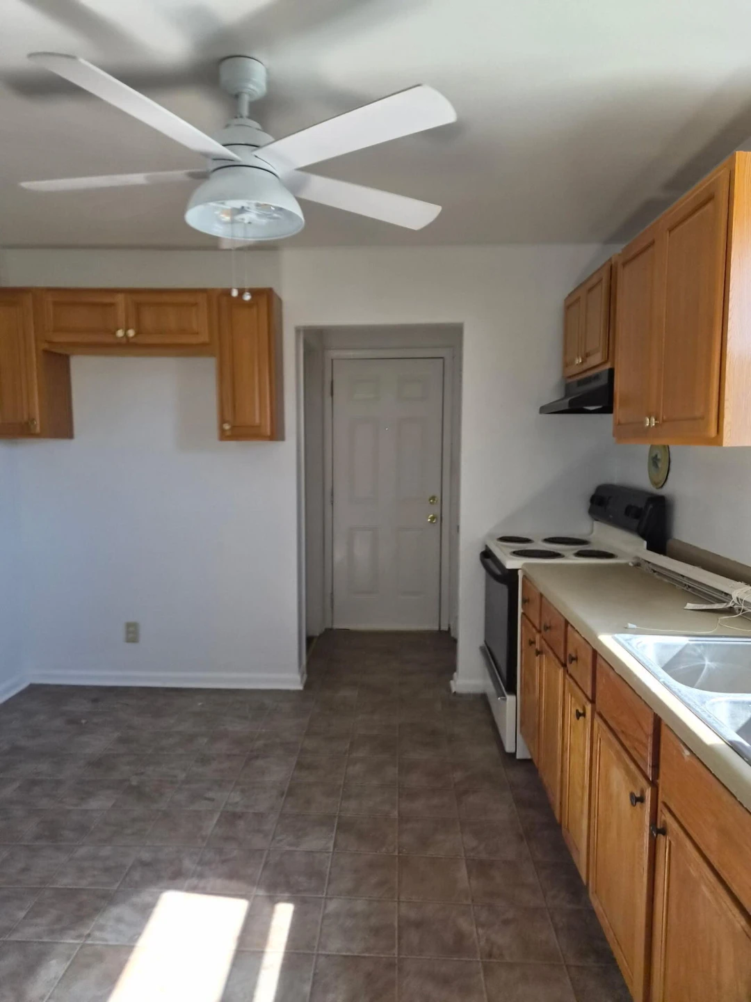 1537 Golfside AVE NW - Photo 4