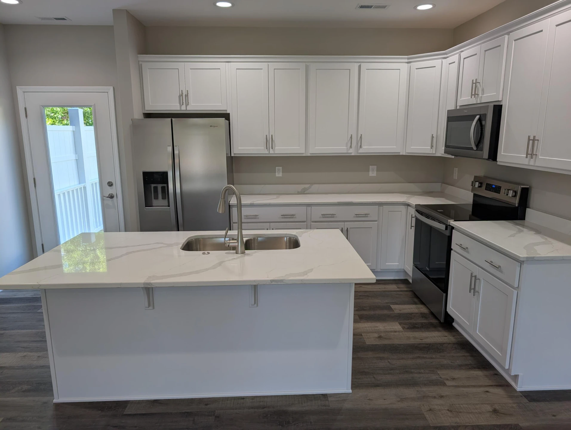 120 Craig ST - Photo 9