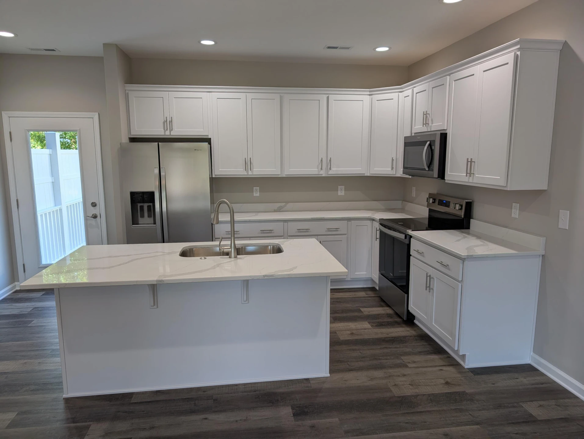 120 Craig ST - Photo 10