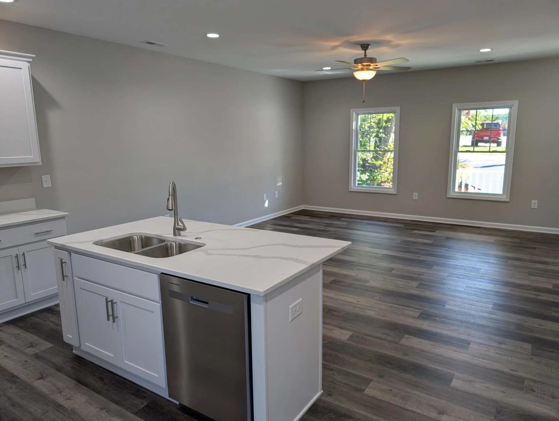 120 Craig ST - Photo 13