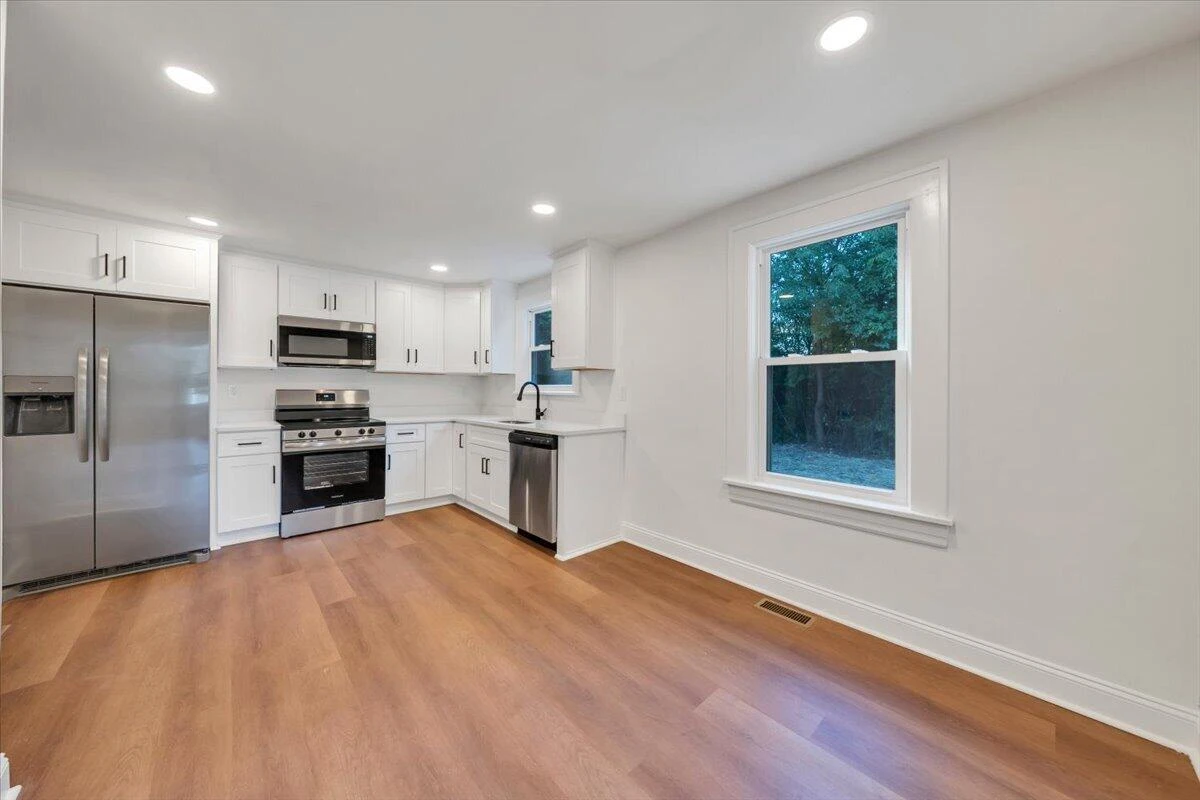4512 Delray ST NW - Photo 9