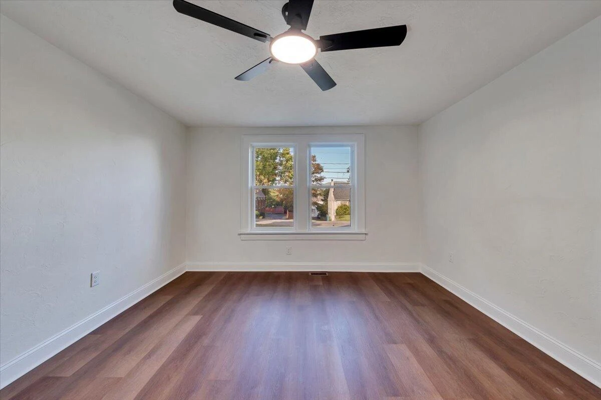 4512 Delray ST NW - Photo 14